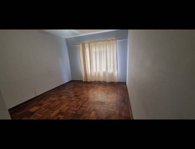 1 BEDROOM FLAT FOR SALE IN GLENWOOD